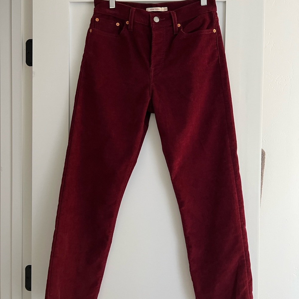 Levi’s Wedgie Straight Corduroy Maroon Size 28 - Picture 1 of 2